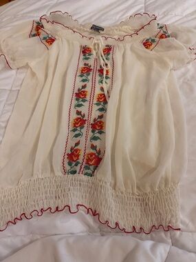 Isabella Rodriguez Cream Peasant Blouse with Red and Green Embroidery